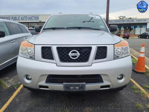 2013 Nissan Armada SV