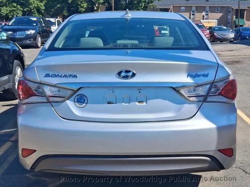 Silver 2011 Hyundai SONATA Hybrid Base
