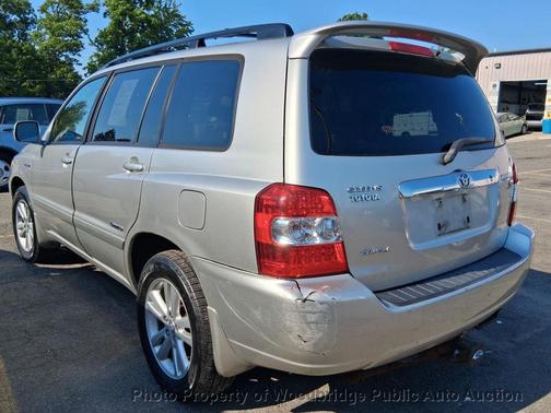 Millennium Silver Metallic 2006 Toyota Highlander Hybrid Base