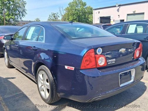 Imperial Blue Metallic 2009 Chevrolet Malibu LS