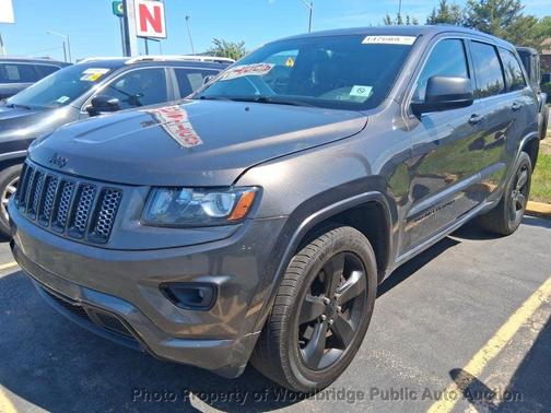 Granite Crystal Metallic Clearcoat 2015 Jeep Grand Cherokee Altitude