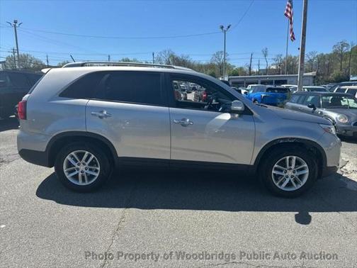 2014 Kia Sorento LX