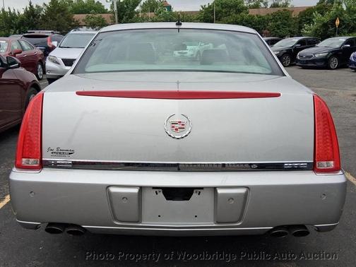 Silver 2008 Cadillac DTS Base