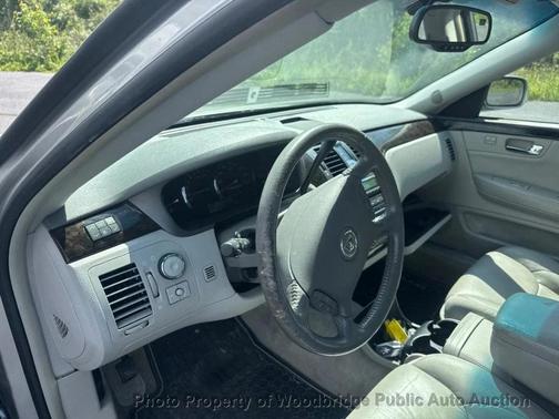 Silver 2008 Cadillac DTS Base