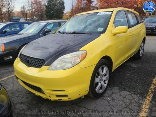 2004 Toyota Matrix Base