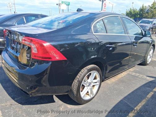 Black 2015 Volvo S60 T5 Platinum