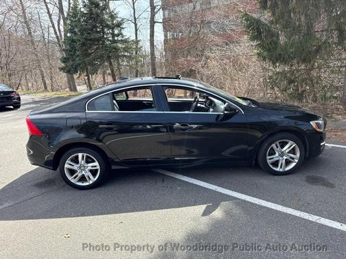 Black 2015 Volvo S60 T5 Platinum