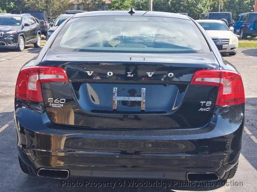 Black 2015 Volvo S60 T5 Platinum