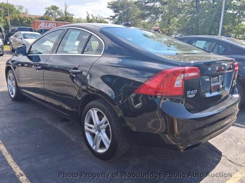 Black 2015 Volvo S60 T5 Platinum