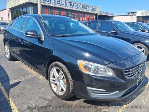 Black 2015 Volvo S60 T5 Platinum