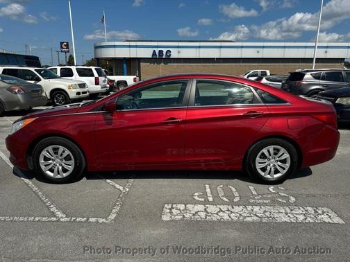 2012 Hyundai SONATA GLS