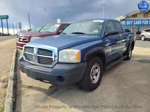 2005 Dodge Dakota ST Quad Cab