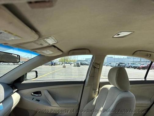 2010 Toyota Camry LE
