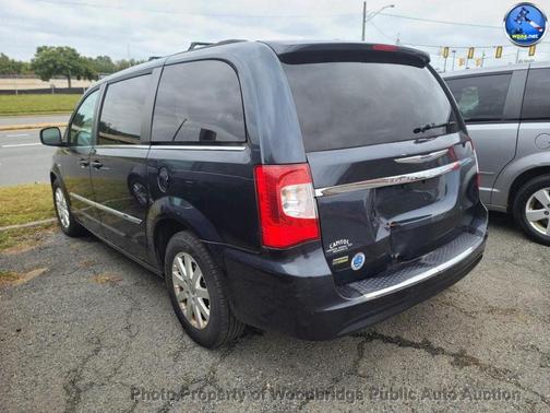 2014 Chrysler Town & Country Touring