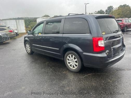 2014 Chrysler Town & Country Touring