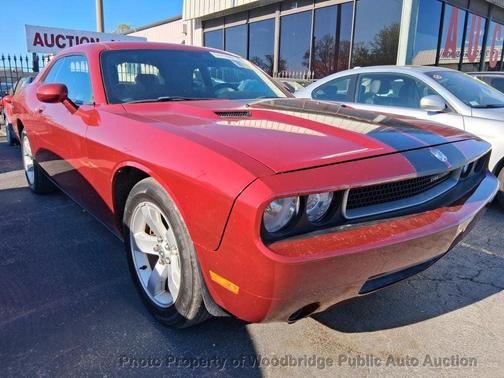 2010 Dodge Challenger SE
