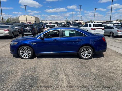 Deep Impact Blue Metallic 2015 Ford Taurus Limited