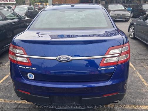 Deep Impact Blue Metallic 2015 Ford Taurus Limited