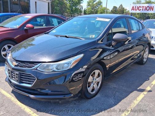 Mosaic Black Metallic 2017 Chevrolet Cruze LS