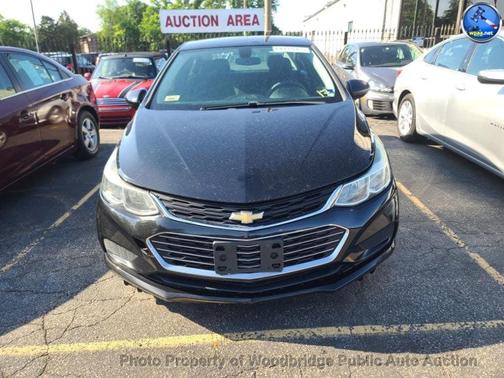 Mosaic Black Metallic 2017 Chevrolet Cruze LS