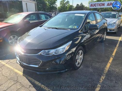 Mosaic Black Metallic 2017 Chevrolet Cruze LS
