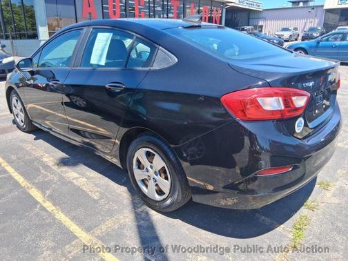Mosaic Black Metallic 2017 Chevrolet Cruze LS