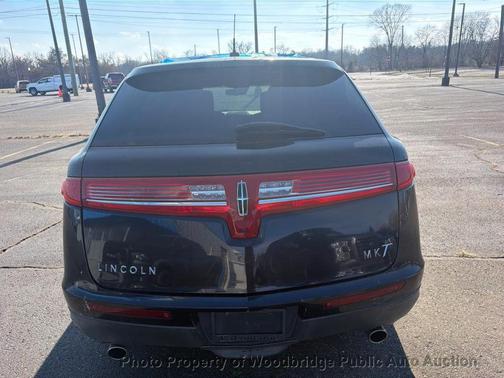 2010 Lincoln MKT 4dr Wagon 3.7L FWD