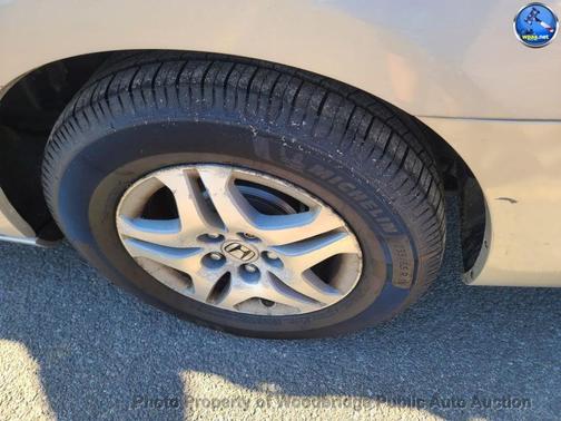Silver Pearl Metallic 2006 Honda Odyssey EX