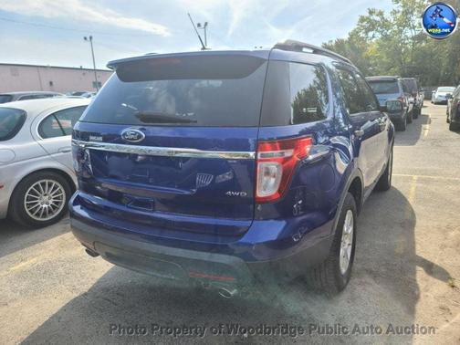 2013 Ford Explorer Base