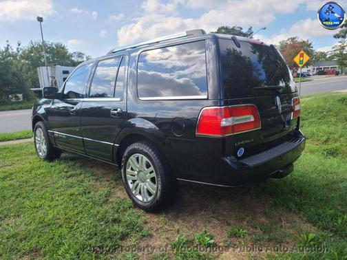 2014 Lincoln Navigator Base
