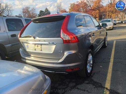 2016 Volvo XC60 T5 Drive-E Premier
