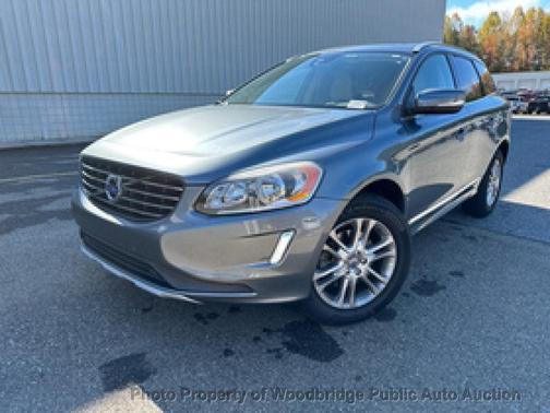 2016 Volvo XC60 T5 Drive-E Premier