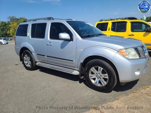 2011 Nissan Pathfinder Silver