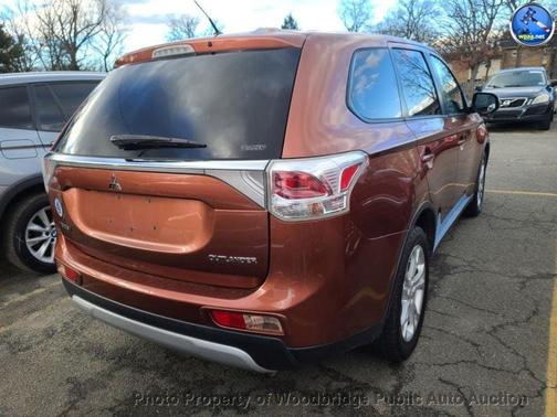 2015 Mitsubishi Outlander SE