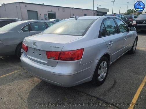 2010 Hyundai SONATA GLS