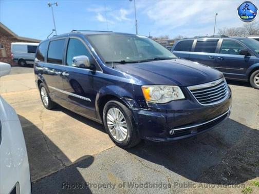 2012 Chrysler Town & Country Touring-L