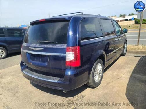 2012 Chrysler Town & Country Touring-L