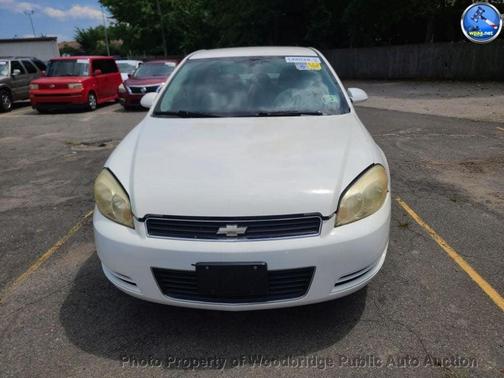 White 2006 Chevrolet Impala LT
