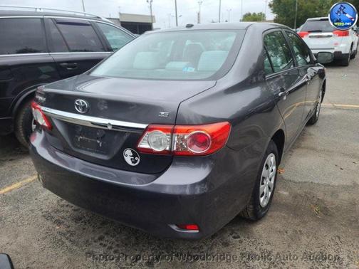 2011 Toyota Corolla LE