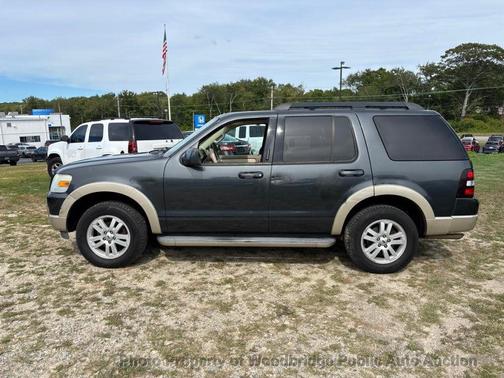 2010 Ford Explorer Eddie Bauer