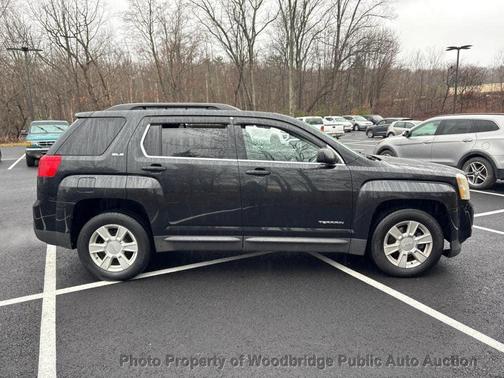 Black 2011 GMC Terrain SLE-2