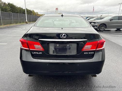 2010 Lexus ES 350 Base