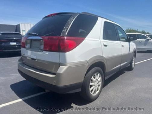 Frost White 2005 Buick Rendezvous CX