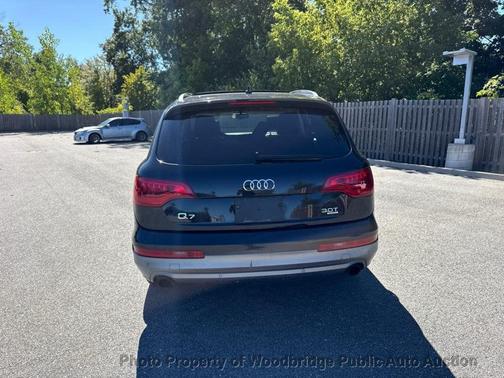 Black 2014 Audi Q7 3.0T Premium
