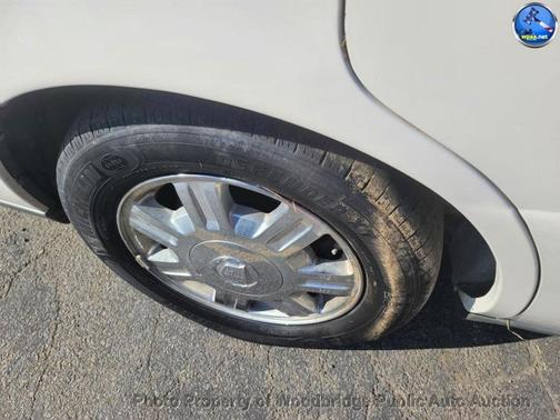2003 Cadillac DeVille Base