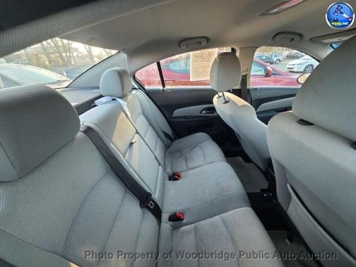 Black Granite Metallic 2015 Chevrolet Cruze 1LT