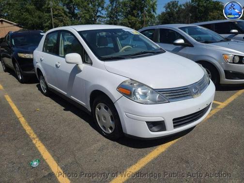 2009 Nissan Versa 1.8 S