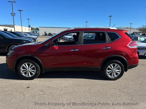 2016 Nissan Rogue SV