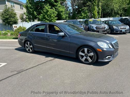 Gray 2011 Mercedes-Benz E-Class 4MATIC
