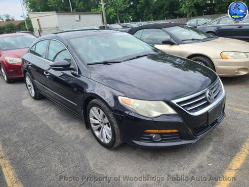Deep Black Metallic 2010 Volkswagen CC Sport